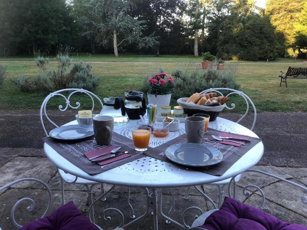 Domaine Des Ifs Bed & Breakfast Le Pin  Exterior photo